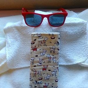Red w/case-doggie, Sunglasses